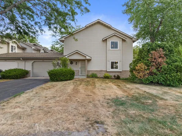 422 Meadowridge CIRCLE, Lake Mills, WI 53551