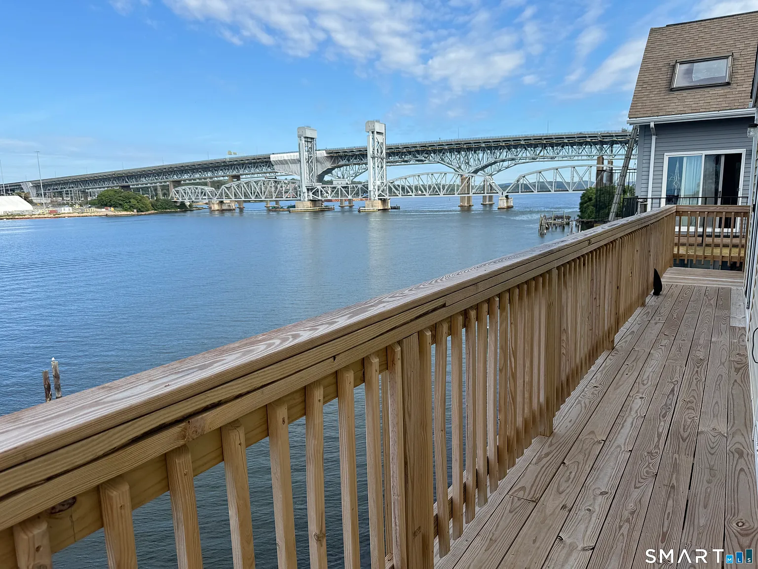 2 bed, 1.0 bath, 750 sqft, $1,750 — Photo 2