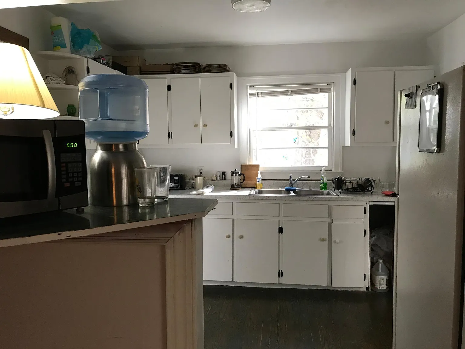 3 bed, 1840 sqft, $2,400 — Photo 1