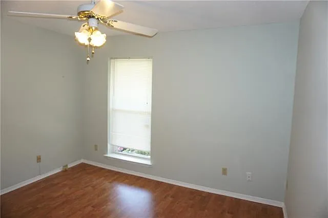 4216 Loire Dr — Photo 20