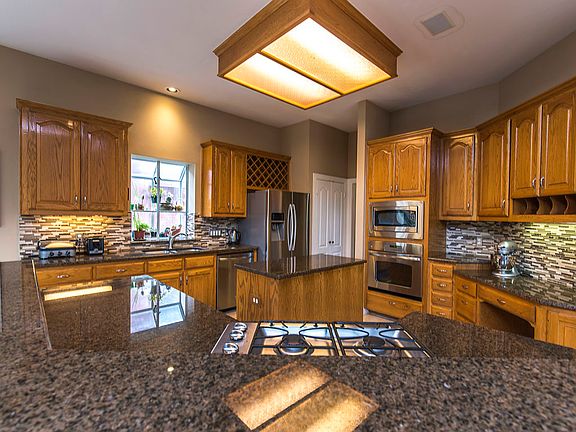 4th image of 10607 Skyflower Dr