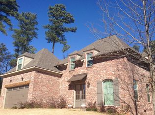 105 Will Scarlet Ct, Starkville, MS 39759