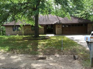 131 Charlon St, Hot Springs, AR 71913