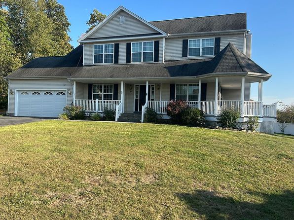 5 Bridle Ct