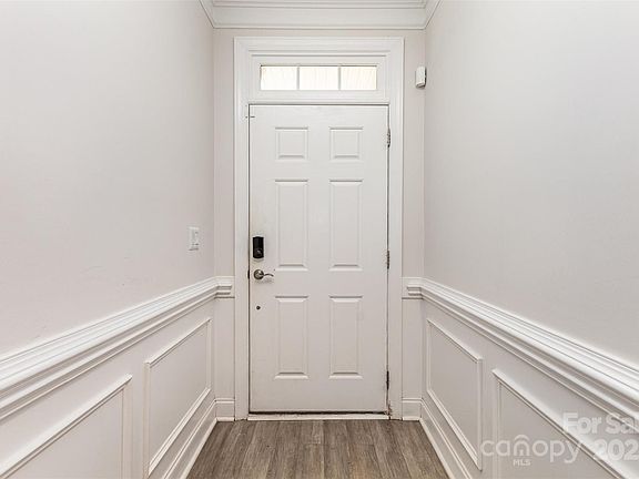4th image of 101 Daybreak Ln