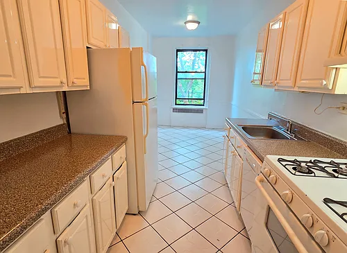 5400 Fieldston Rd #42F Photo 1