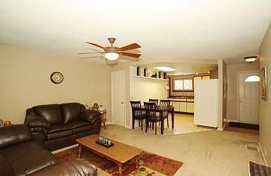 Living Room/Kitchen