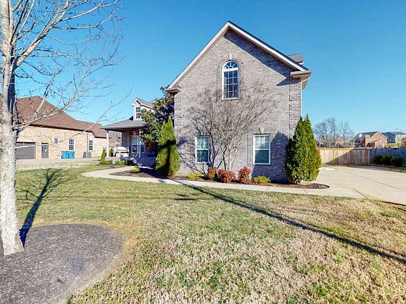 2nd image of 1215 Lila Dr