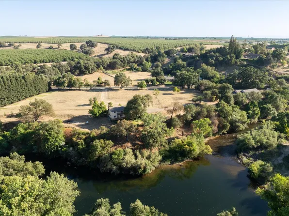 13749 Lancaster Rd, Oakdale, CA 95361