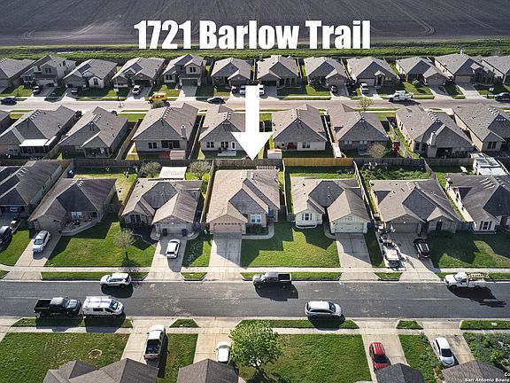 3rd image of 1721 Barlow Trail