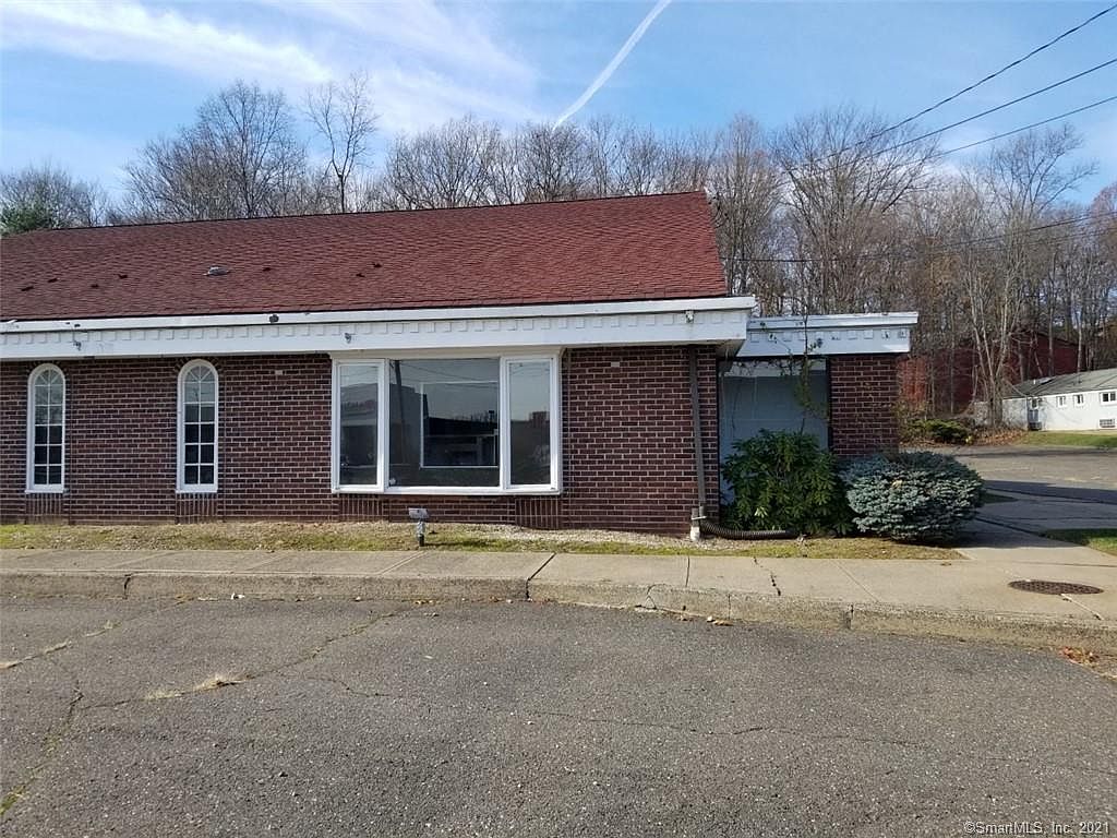 2221 Berlin Tpke, Newington, CT 06111 Zillow