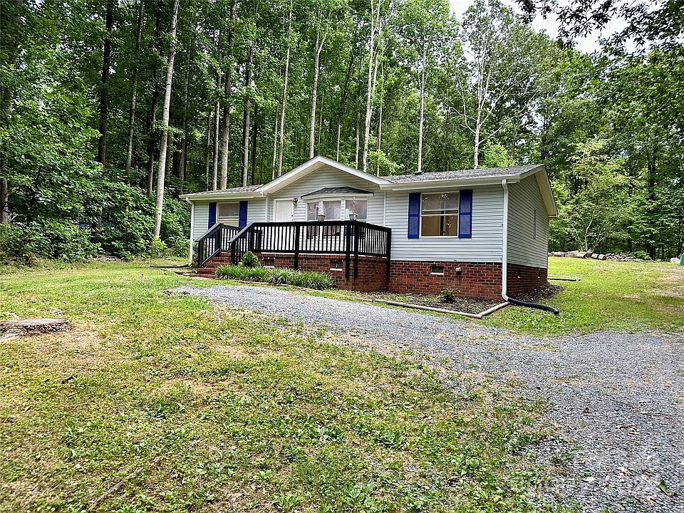 1st image of 225 Crescent Heights Dr