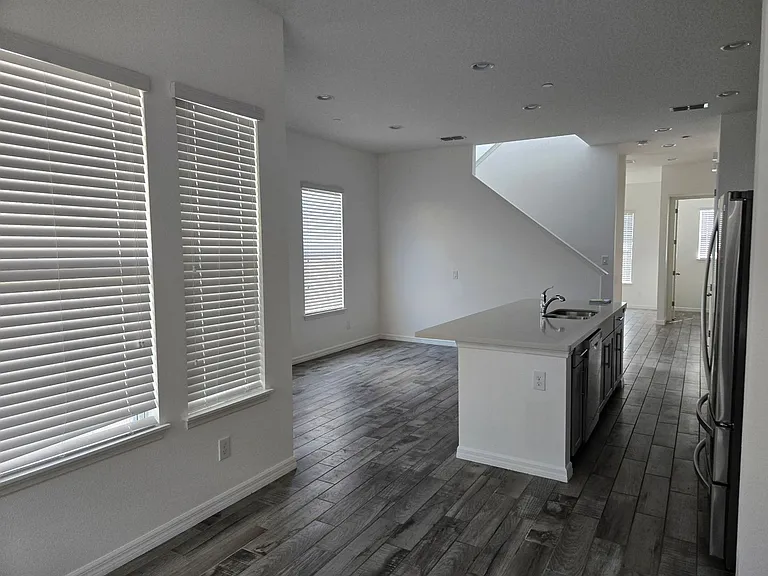462 Windmill Palm Cir — Photo 8