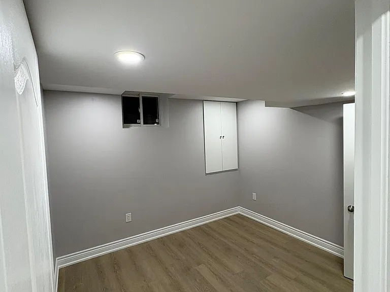 5 Knotwood Cres #BASEMENT — Photo 5