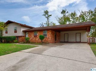 7901 Logan Dr SW, Huntsville, AL 35802