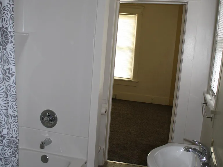 605 N Elson St #605 — Photo 7