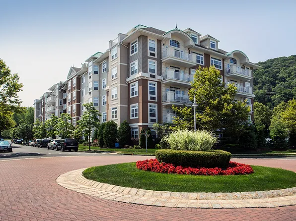 Parkside at the Harbors