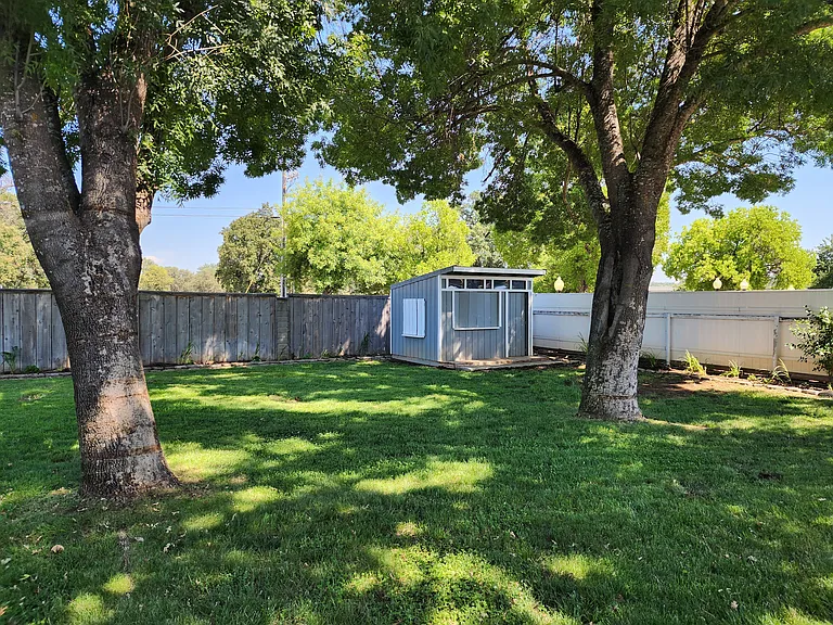 22490 Golftime Dr — Photo 37