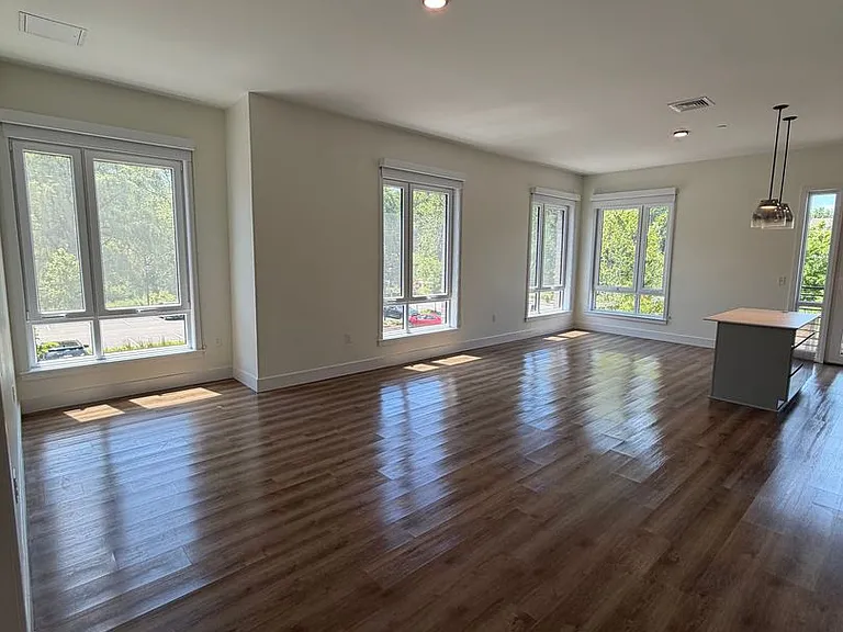 One Park Apartments — Photo 137