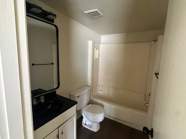 2106 W 9th St, Fort Stockton, TX