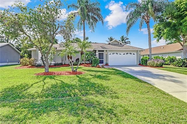 1st image of 9787 Country Oaks Dr