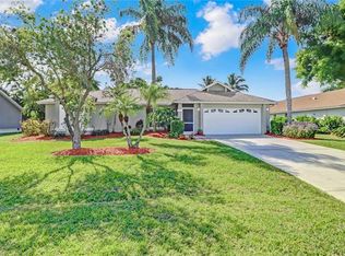 9787 Country Oaks Dr, Fort Myers, FL 33967