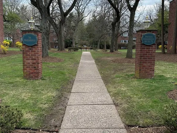 71 Demott Ct #A, Tenafly, NJ 07670