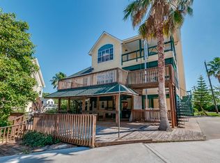 1202 Edwards Dr, San Leon, TX 77539