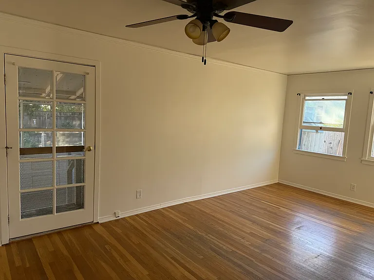 344 N Poli St — Photo 8