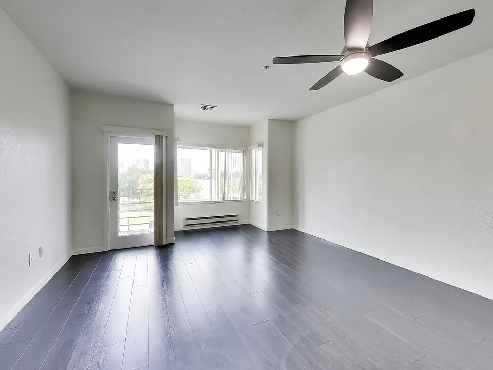 1524 1st Ave #304