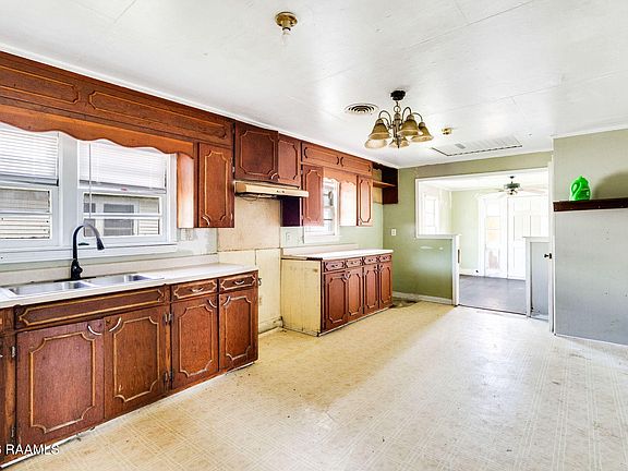 2nd image of 1405 N Avenue I