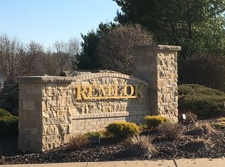 529 Covington Dr, Waterloo, IL 62298