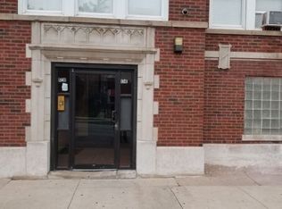 1740 E 73rd St, Chicago, IL 60649
