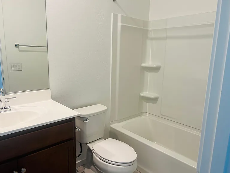 3010 N Majestic Ct — Photo 7