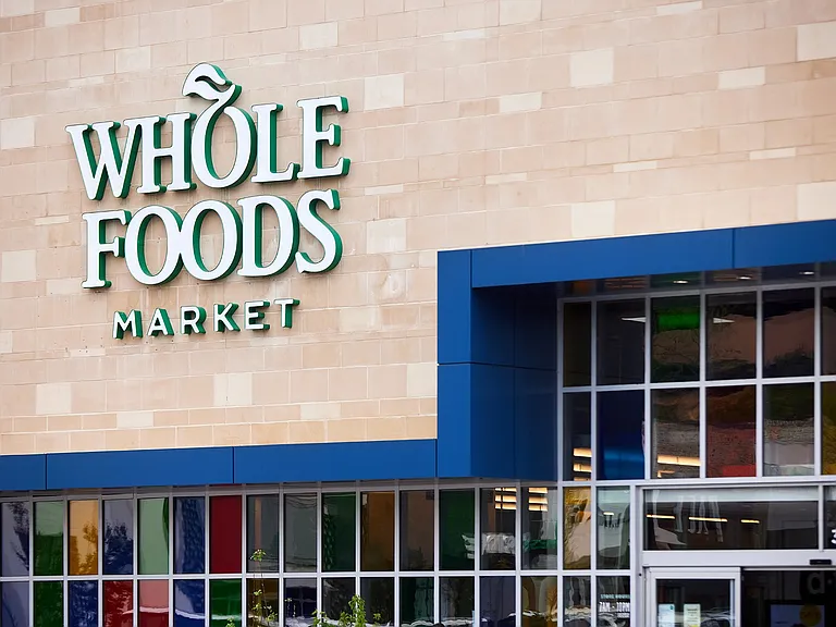 Nearby groceries, including Whole Foods, are just around the riverbend