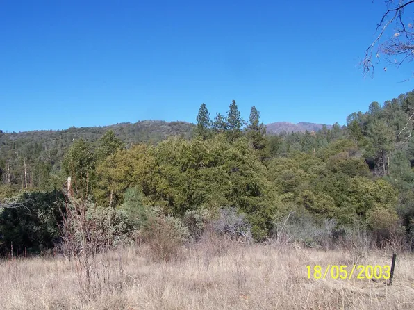 30 Hangtree Ct, Oakhurst, CA 93644