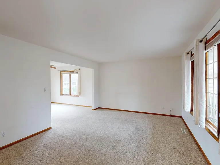 5217 Nevada Cir — Photo 10