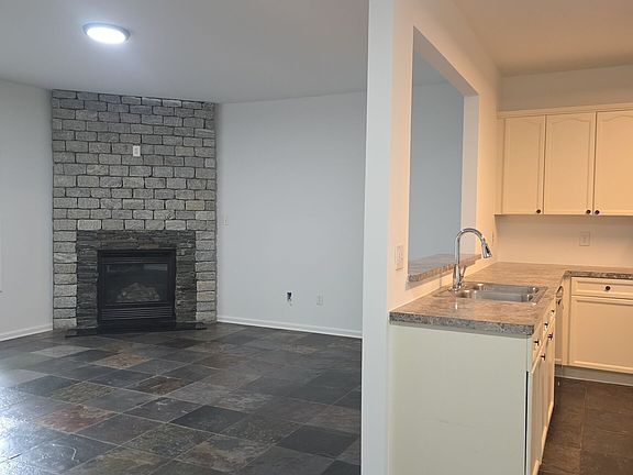 5th image of 5732 Singlebriar Ct