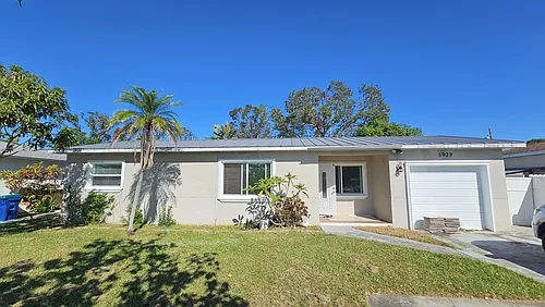 5929 44th Ave N Photo 1