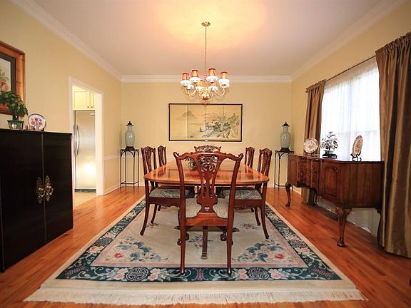 5th image of 9376 Grace Lake Dr