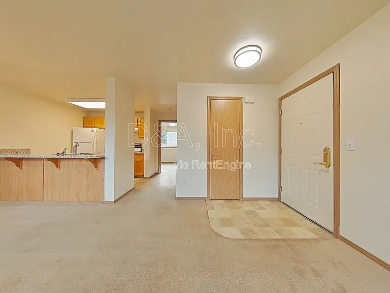 2960 NW Tyler Ave #104 — Photo 3