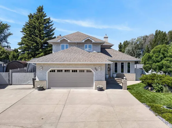 40 Carmel Rd, Strathcona County, AB T8A 5A6