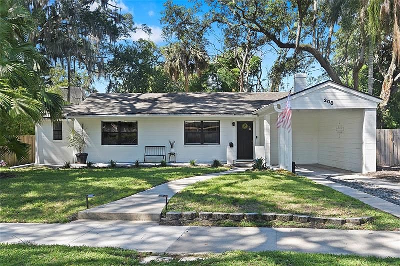 1st image of 208 Whittier Cir