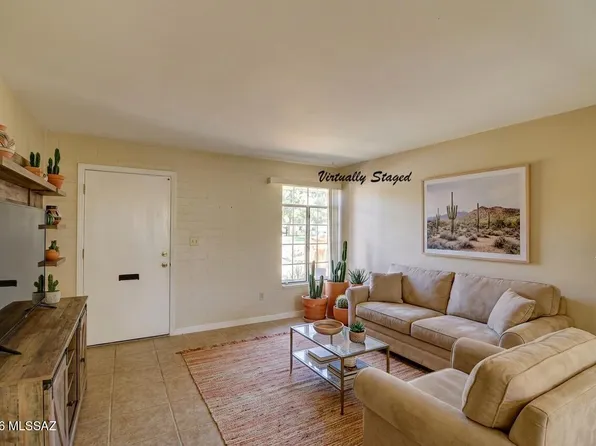 135 S Paseo Quinta APT C, Green Valley, AZ 85614