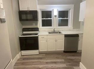 191 W 6th St #1, Lowell, MA 01850