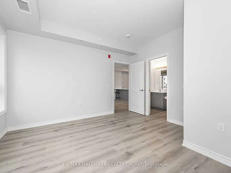 1350 Hemlock Rd #404 — Photo 25