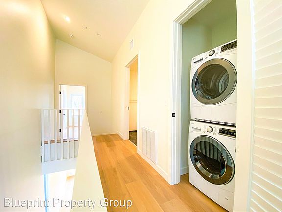 3rd image of 748 Tyler St #11828081