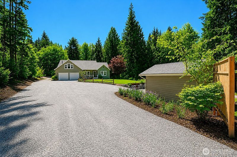 5th image of 308 RIDGELAWN Place