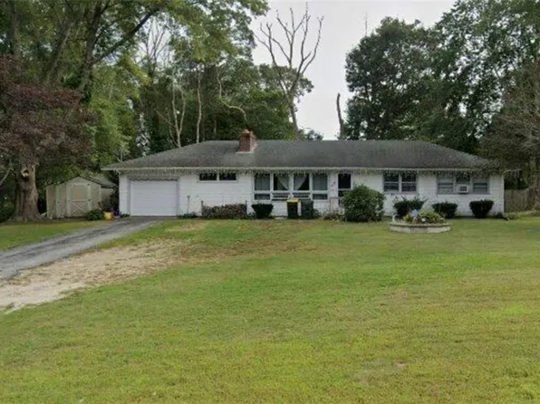 1639 Bulgarmarsh Rd, Tiverton, RI 02878