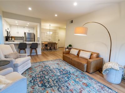 221 S Oak Knoll Ave APT 205, Pasadena, CA, 91101